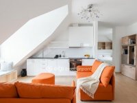 Eladó téglalakás, Balatonkenesén 84.9 M Ft, 1+1 szobás