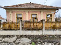 Eladó családi ház, Kazincbarcikán, Táncsics Mihály utcában