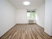 Eladó téglalakás, Ajkán, Kohász utcában 29.9 M Ft, 1 szobás