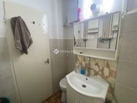 Eladó panellakás, Pécsett 33 M Ft, 2 szobás