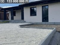 Eladó családi ház, Ócsán 133 M Ft, 4 szobás