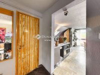 Eladó családi ház, Fóton 129.9 M Ft, 7 szobás