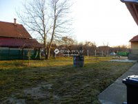 Eladó családi ház, Kápolnásnyéken 84.9 M Ft, 4 szobás