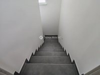 Eladó családi ház, Siófokon 249.9 M Ft, 6 szobás