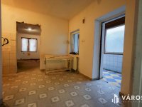 Eladó családi ház, Tahitótfalun 36.9 M Ft, 2 szobás