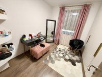 Eladó családi ház, Ballószögön 155.9 M Ft, 5 szobás