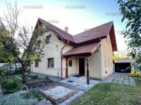 Eladó családi ház, III. kerületben 179.9 M Ft, 5 szobás