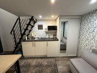 Eladó téglalakás, VI. kerületben 33 M Ft, 1 szobás