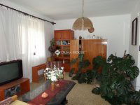 Eladó családi ház, Komlón 80 M Ft, 6 szobás