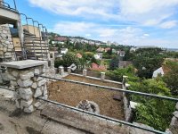 Eladó családi ház, Pécsett 150 M Ft, 6 szobás