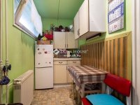 Eladó családi ház, II. kerületben 239.9 M Ft, 6 szobás