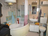 Eladó családi ház, Debrecenben 85 M Ft, 5 szobás