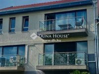 Eladó téglalakás, Pécsett 95 M Ft, 5 szobás