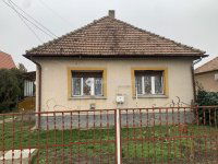 Eladó családi ház