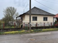 Eladó családi ház