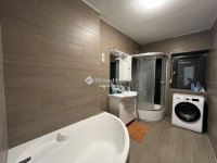 Eladó családi ház, Bonyhádon 255.589 M Ft, 9 szobás