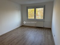 Eladó panellakás, XV. kerületben 55 M Ft, 2 szobás