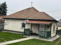 Eladó családi ház, Szigetszentmártonban 59 M Ft, 2 szobás