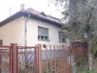 Eladó családi ház