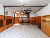 Eladó családi ház, Vecsésen 139.99 M Ft, 5 szobás