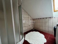 Eladó családi ház, Óbányán 109.5 M Ft, 6 szobás