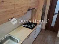 Eladó családi ház, Budaörsön 210 M Ft, 7 szobás