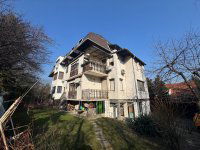 Eladó ikerház, XII. kerületben 395 M Ft, 10+3 szobás