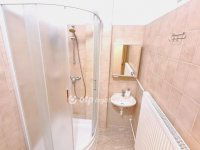 Eladó családi ház, Nagykőrösön 79.9 M Ft, 5+2 szobás