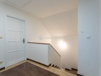 Eladó ikerház, Csömörön 136 M Ft, 4 szobás