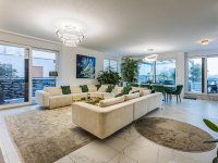 Eladó téglalakás, XV. kerületben 250 M Ft, 7 szobás