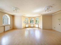 Eladó családi ház, Fóton 149.9 M Ft, 7 szobás