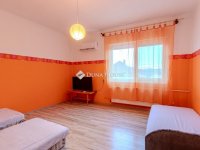 Eladó családi ház, Cserépfaluban 58 M Ft, 6 szobás