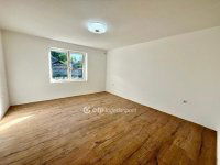 Eladó családi ház, Turán 37.99 M Ft, 2 szobás