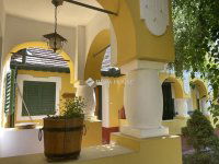 Eladó üzlethelyiség