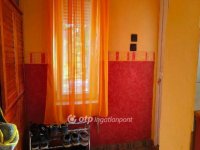 Eladó családi ház, Besenyszögön 19.99 M Ft, 1 szobás