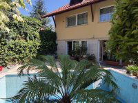 Kiadó családi ház, albérlet, Tatán 300 E Ft / hó, 4 szobás