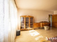 Eladó családi ház, Orosházán 47 M Ft, 10 szobás