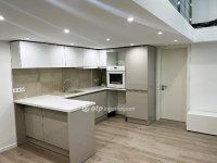 Eladó téglalakás, VI. kerületben 63.6 M Ft, 2 szobás