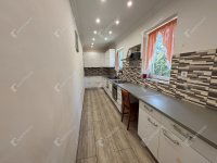 Eladó családi ház, Nyáregyházán 60 M Ft, 3 szobás