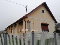 Eladó családi ház, Nyírbogáton 13 M Ft, 2 szobás