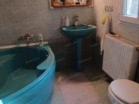 Eladó családi ház, Helvécián 47.8 M Ft, 2 szobás