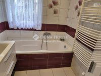 Eladó családi ház, Mohácson 74.9 M Ft, 3 szobás