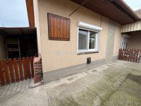 Eladó családi ház, Kecskeméten 49.9 M Ft, 3 szobás