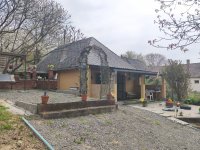 Eladó családi ház, Szakályon 9 M Ft, 1 szobás