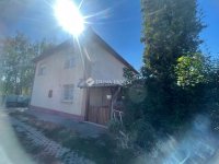 Eladó családi ház, Turán 62.5 M Ft, 6 szobás