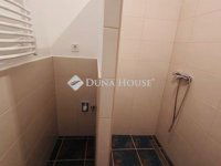 Eladó téglalakás, Komlón 24.5 M Ft, 2 szobás