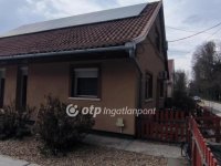 Eladó családi ház, Békéscsabán 89.9 M Ft, 4 szobás