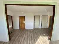 Eladó családi ház, Mecseknádasdon 61.875 M Ft, 6 szobás