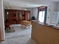 Kiadó családi ház, albérlet, Pécsett 190 E Ft / hó, 1+3 szobás