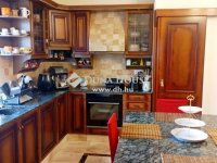 Eladó családi ház, Bajóton 120 M Ft, 5 szobás